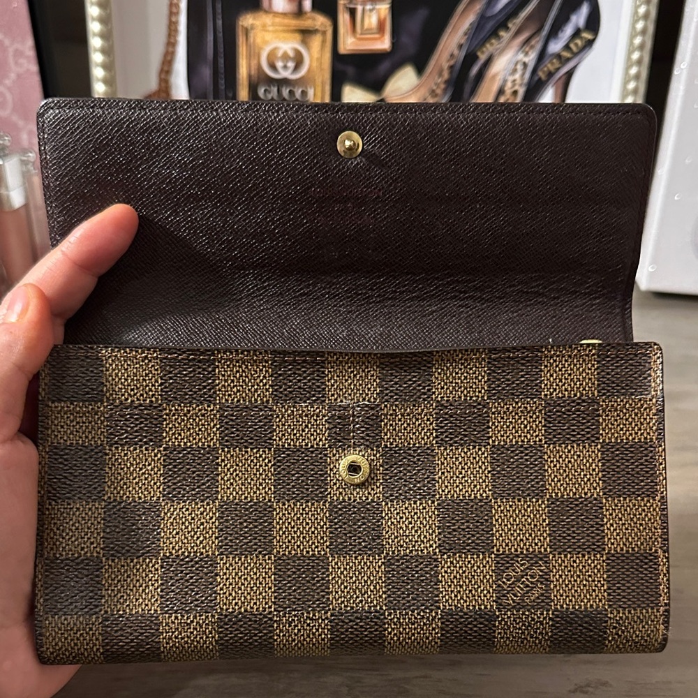 Louis Vuitton Damier Ebene Sarah long Wallet - Picture 10 of 13